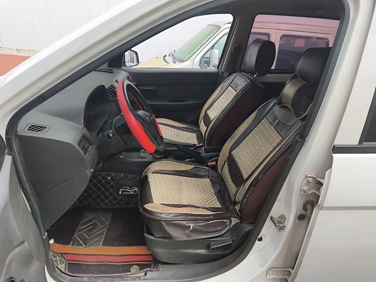 Wuling Hongguang 2015 1.5L S Basic Version China V Standard — миниатюра 15