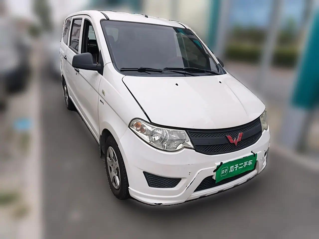 Wuling Hongguang 2015 1.5L S Basic Version China V Standard — миниатюра 3