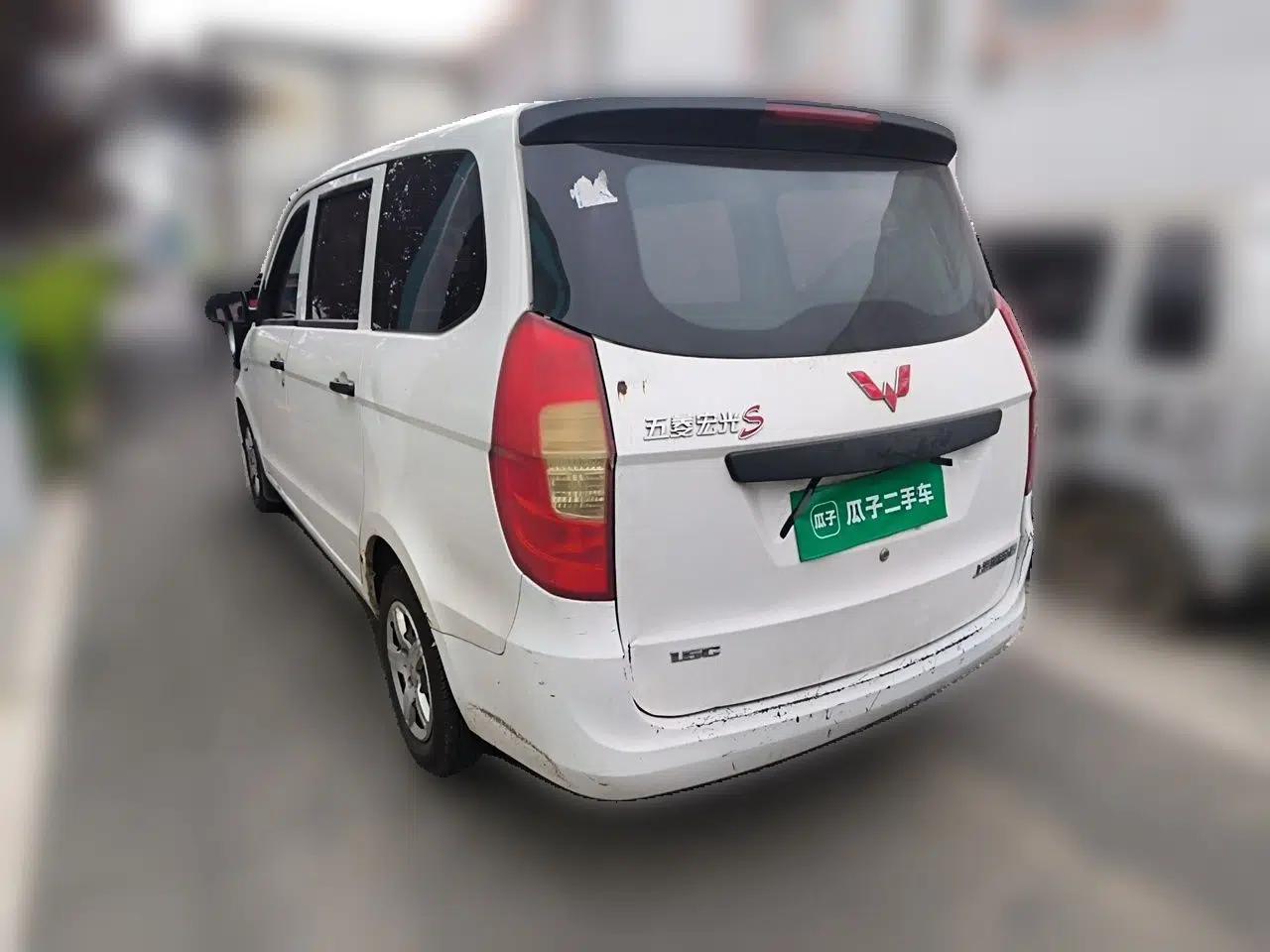 Wuling Hongguang 2015 1.5L S Basic Version China V Standard — миниатюра 4