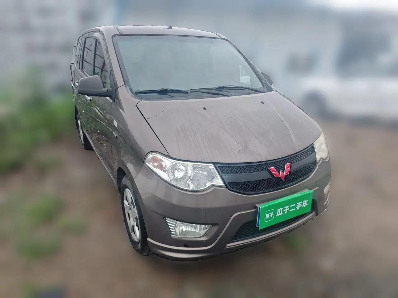 Wuling Hongguang 2015 1.5L S Basic Version China V Standard — миниатюра 3