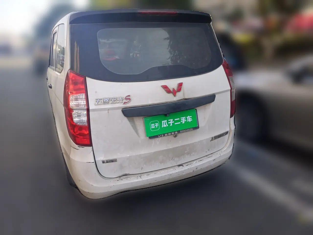 Wuling Hongguang 2018 1.2L Classic S Base Model — миниатюра 4