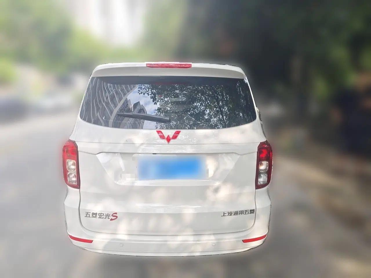 Wuling Hongguang 2021 1.5L S Comfort Edition LAR — миниатюра 5