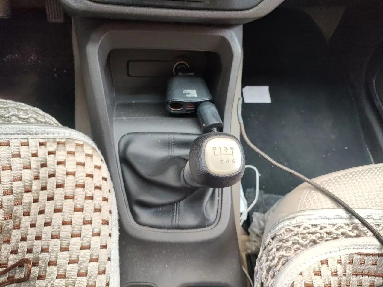 Wuling Hongguang 2019 1.5L S Standard Version China VI LAR — миниатюра 14