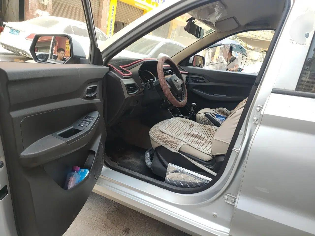 Wuling Hongguang 2019 1.5L S Standard Version China VI LAR — миниатюра 16