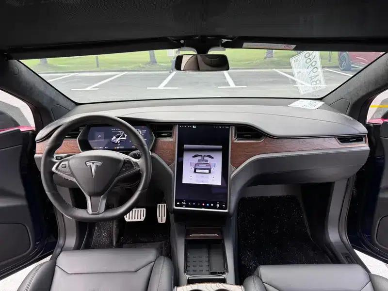 2019 Model X Performance Edition — миниатюра 15