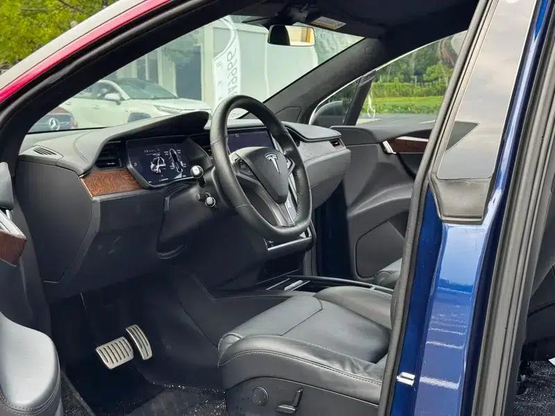 2019 Model X Performance Edition — миниатюра 16