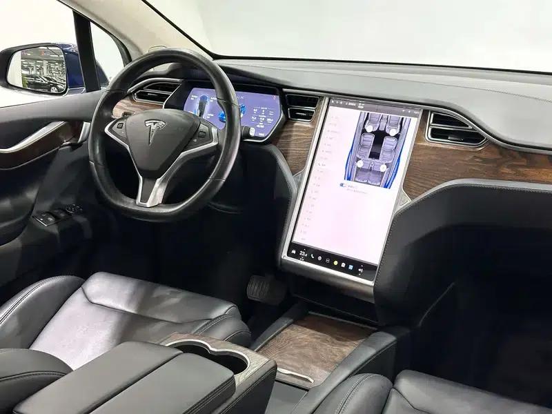 Model X 2017 100D Long Range — миниатюра 16