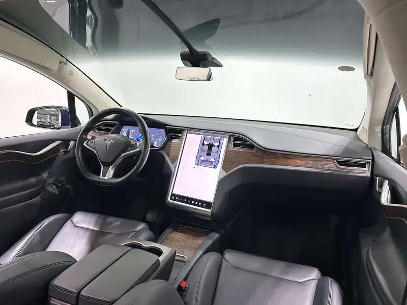 Model X 2017 100D Long Range — миниатюра 17