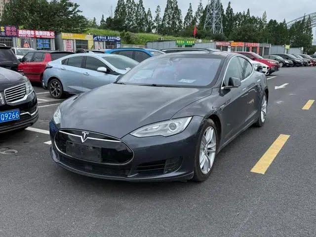 Model S 2015 90D