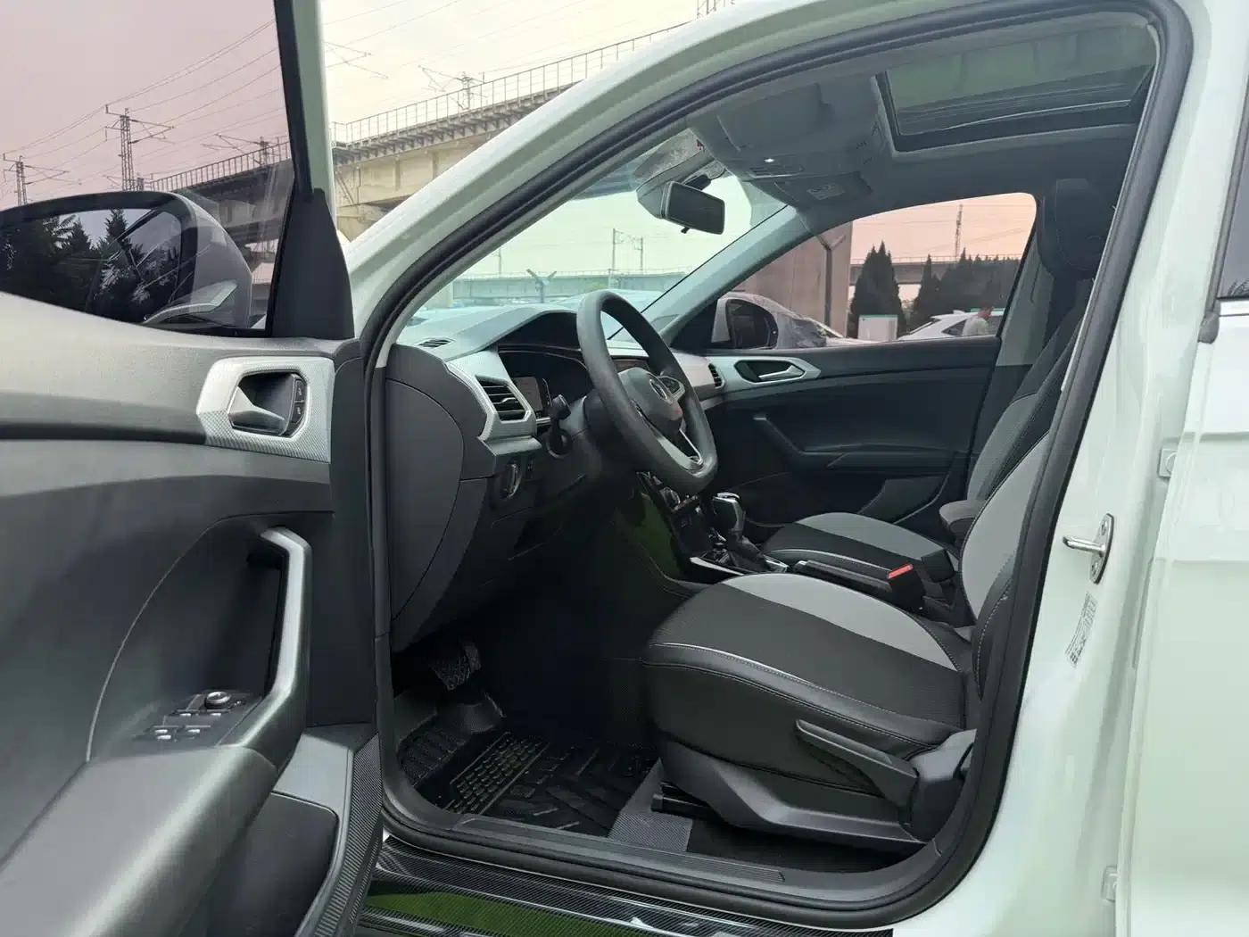 2021 Volkswagen T-Cross 1.5L Automatic Smart Connect Edition — миниатюра 8