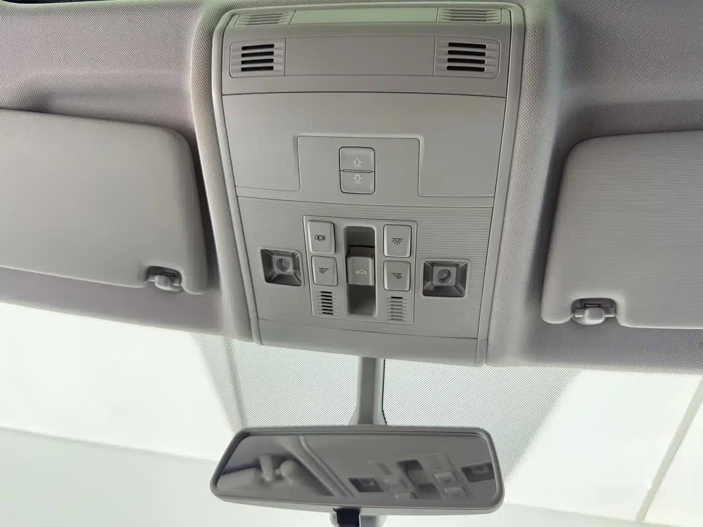 2021 Volkswagen T-Cross 1.5L Automatic Smart Connect Edition — миниатюра 15