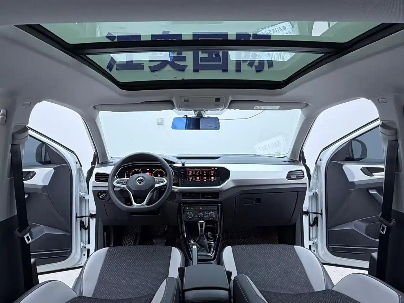 2021 Volkswagen T-Cross 1.5L Automatic Smart Connect Edition — миниатюра 17