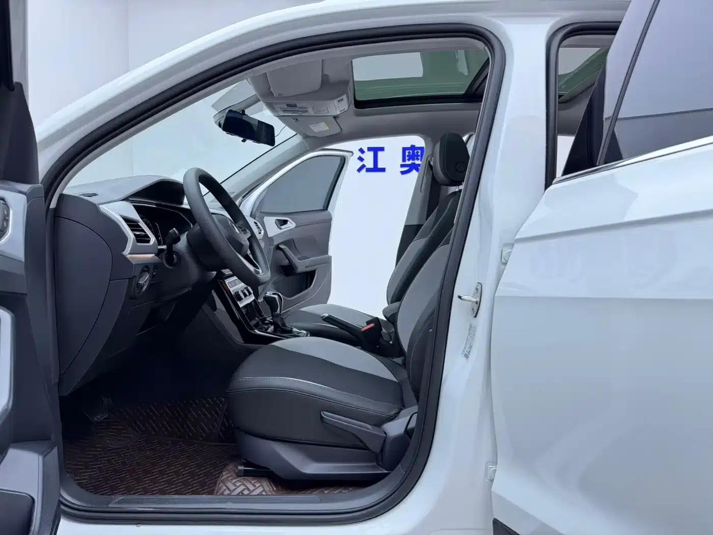 2021 Volkswagen T-Cross 1.5L Automatic Smart Connect Edition — миниатюра 5