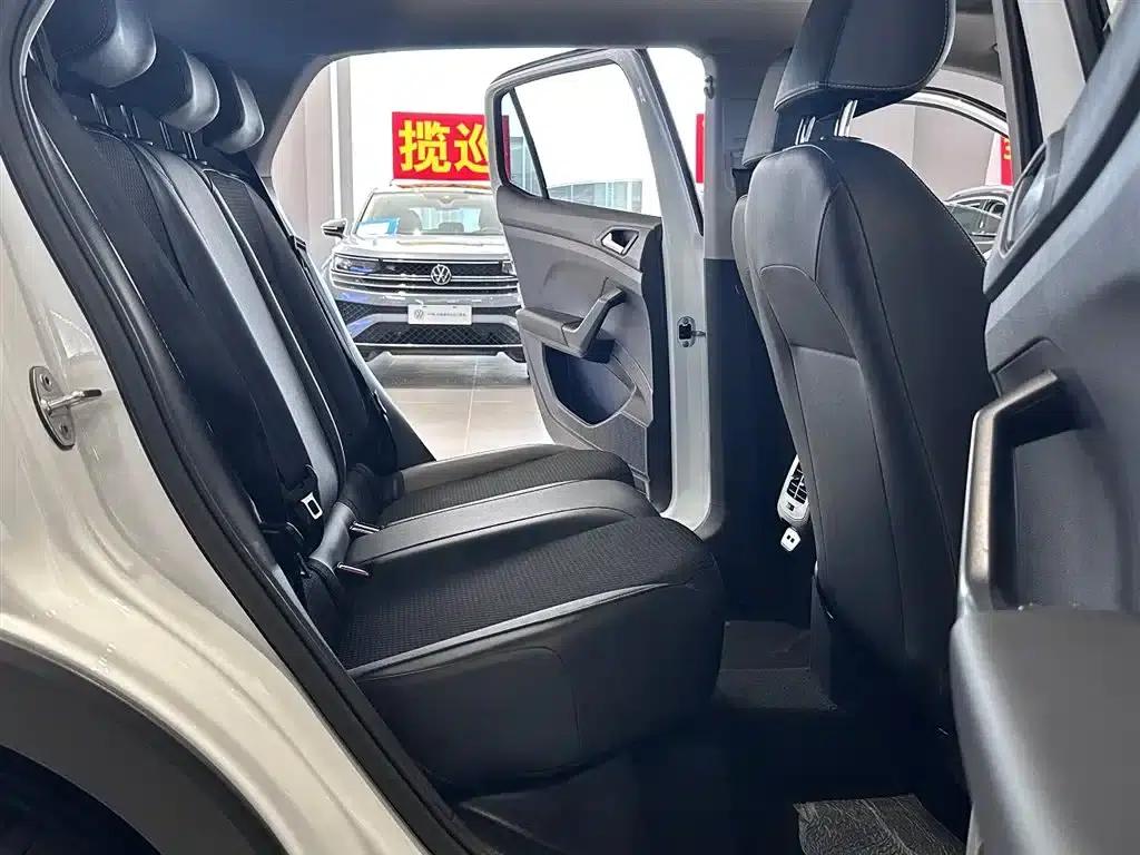 2023 Volkswagen T-Cross 200TSI DSG Smart Connect Edition — миниатюра 7