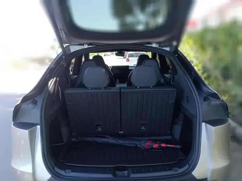 Model Y L 2026 Standard Edition — миниатюра 21