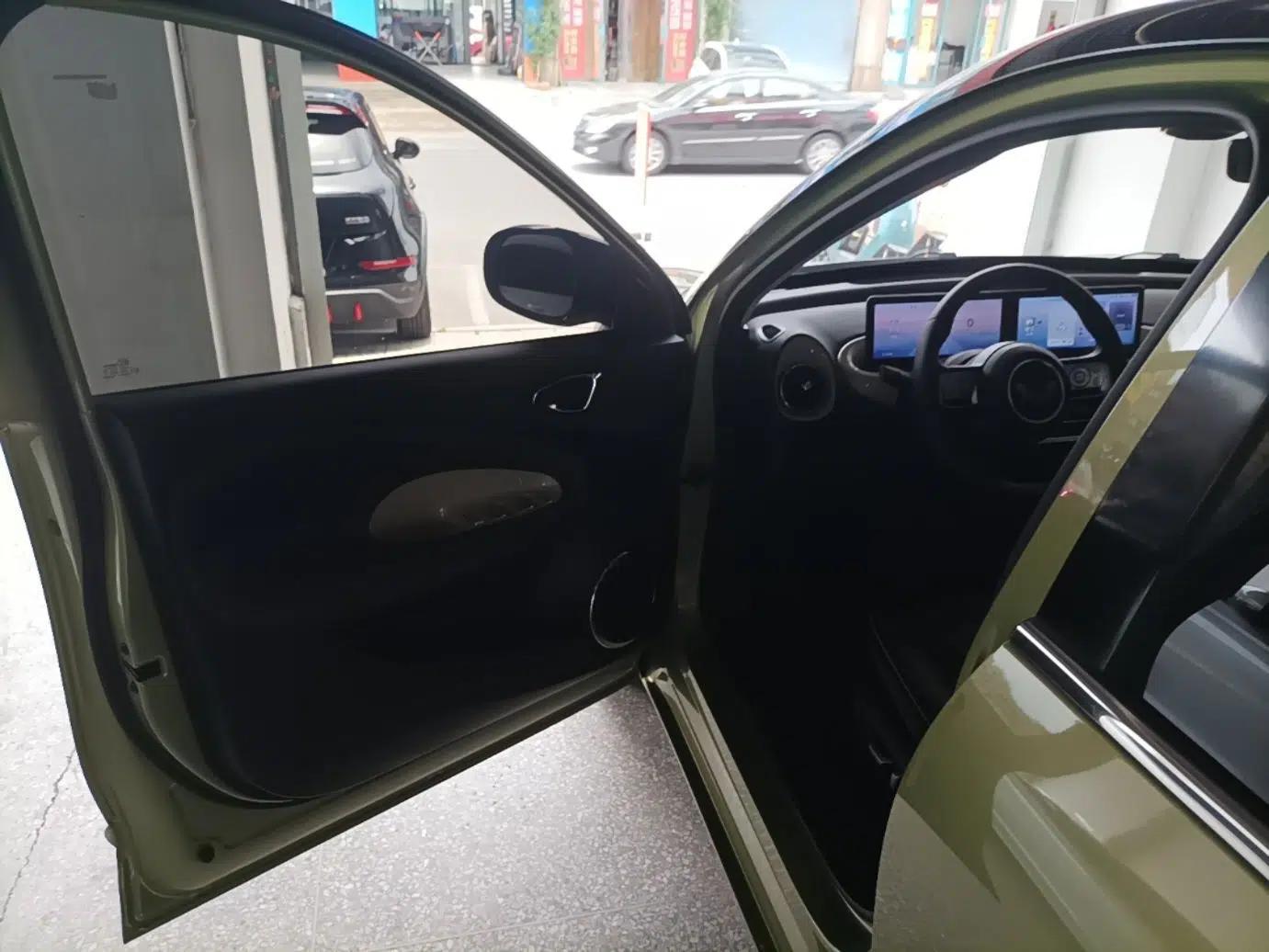 Wuling Bingo 2023 333 km Lingxi Connected Version — миниатюра 18