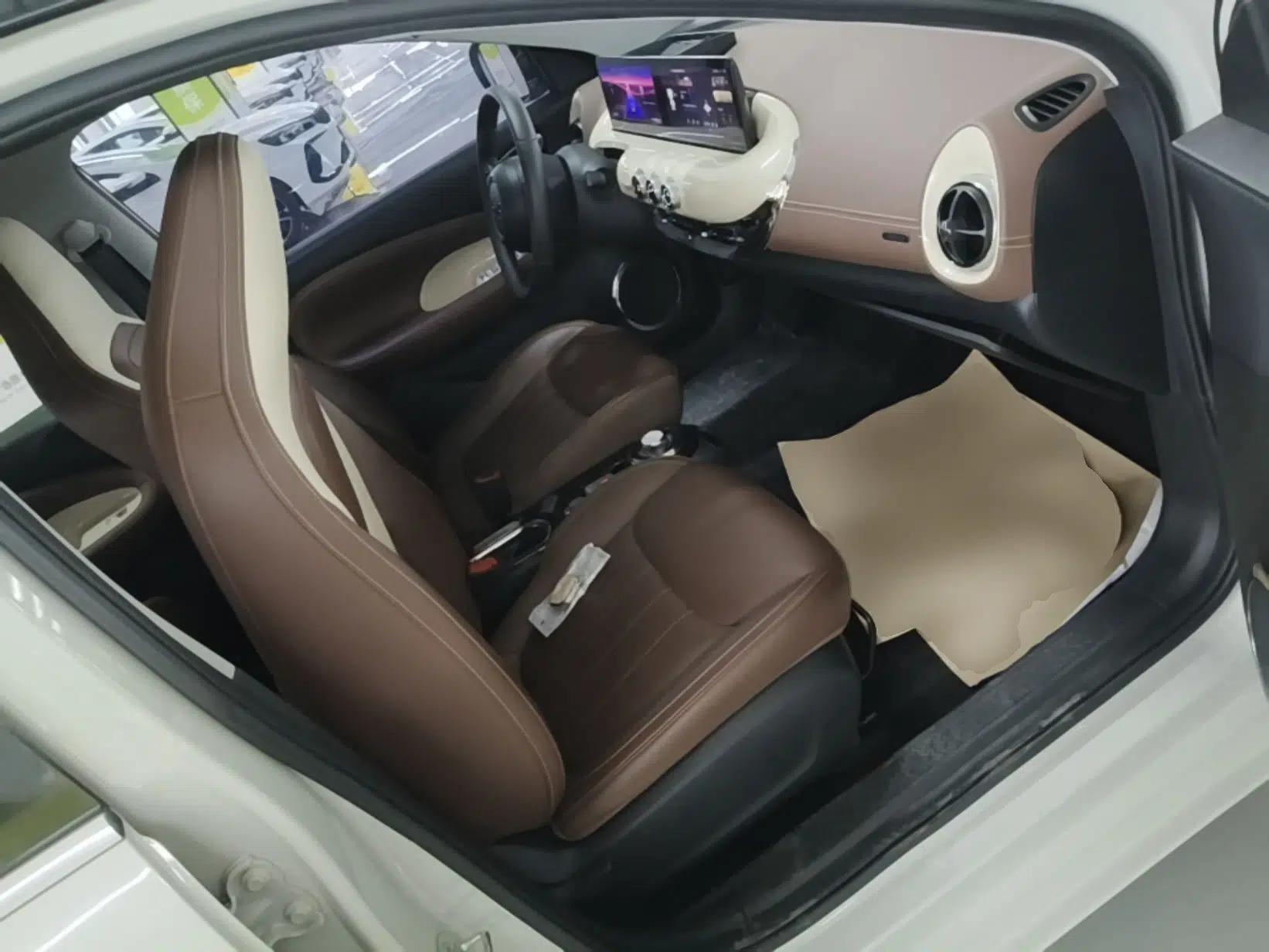 Wuling Bingo 2023 333 km Lingxi Connected Version — миниатюра 19