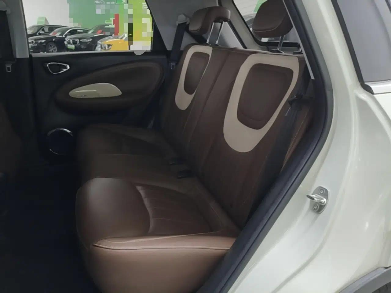 Wuling Bingo 2023 333 km Lingxi Connected Version — миниатюра 20