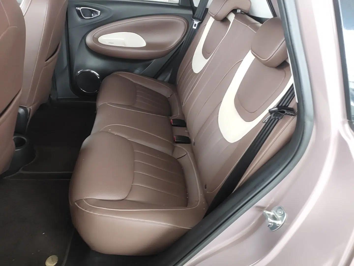 Wuling Bingo 2023 333 km Lingxi Connected+ Version — миниатюра 25
