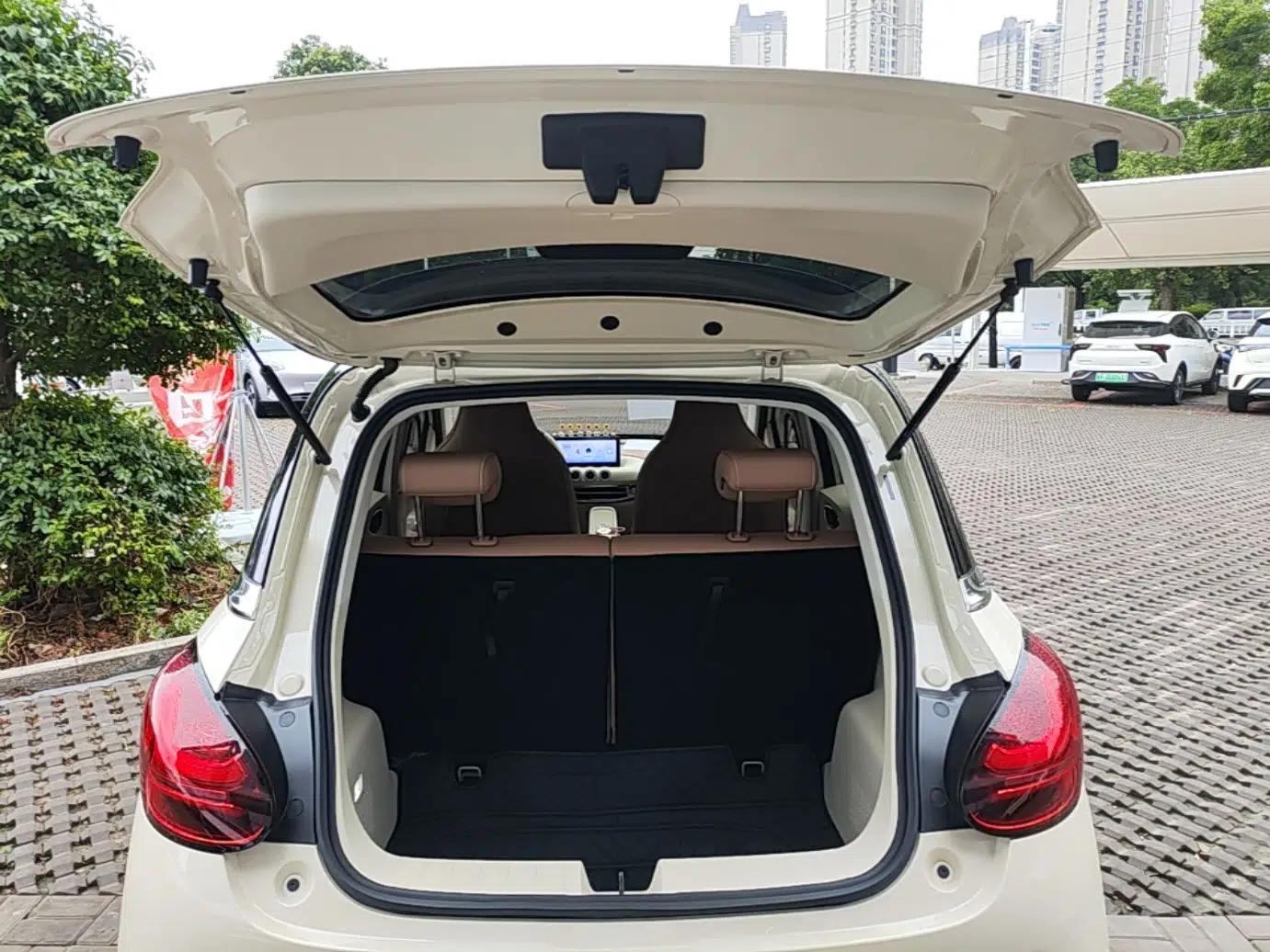 Wuling Bingo 2025 333 km Lingxi Connected Version — миниатюра 22