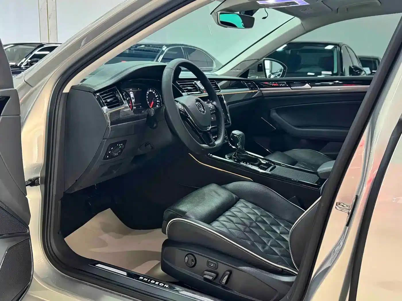 Phideon 2019 380TSI 2WD Luxury Flagship Edition (National V Emission Standard) — миниатюра 6
