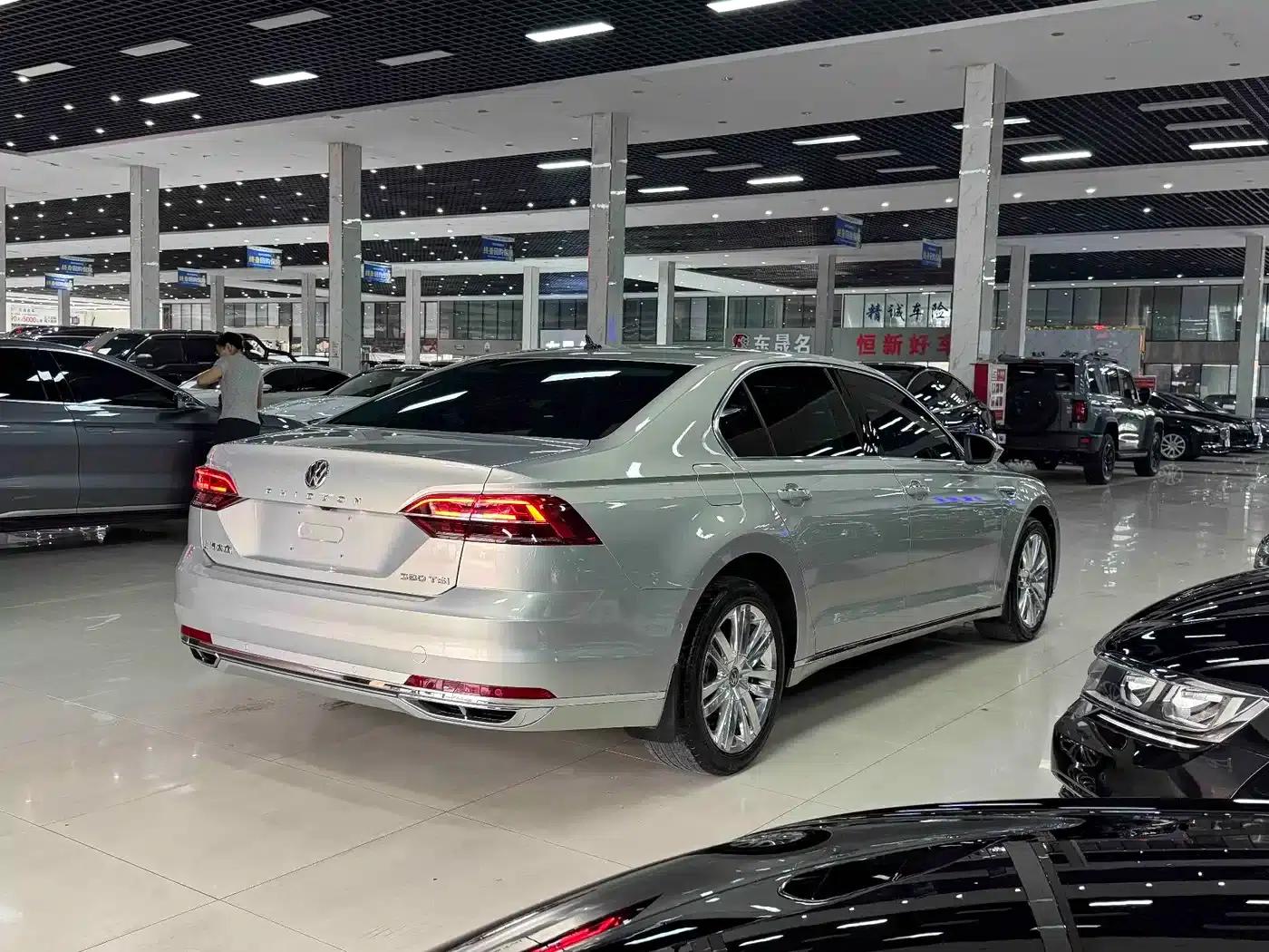 Phideon 2019 380TSI 2WD Luxury Flagship Edition (National V Emission Standard) — миниатюра 9