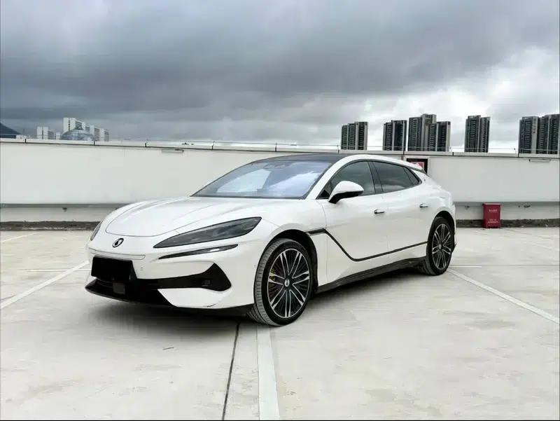 Denza Z9GT DM 2024 1100 AWD Ultra Edition — миниатюра 1