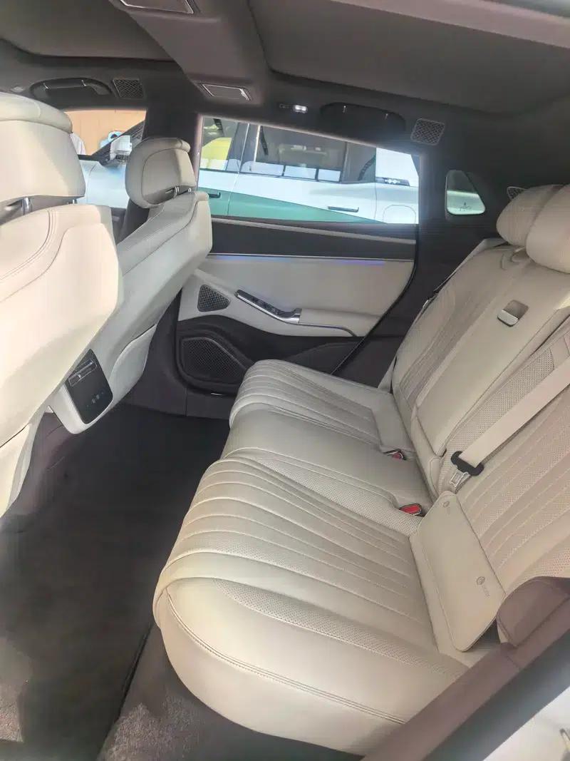 Denza Z9GT DM 2024 1100 AWD Ultra Edition — миниатюра 11