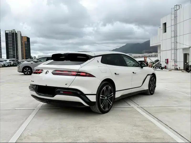 Denza Z9GT DM 2024 1100 AWD Ultra Edition — миниатюра 3