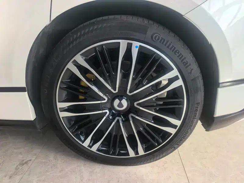 Denza Z9GT DM 2024 1100 AWD Ultra Edition — миниатюра 4