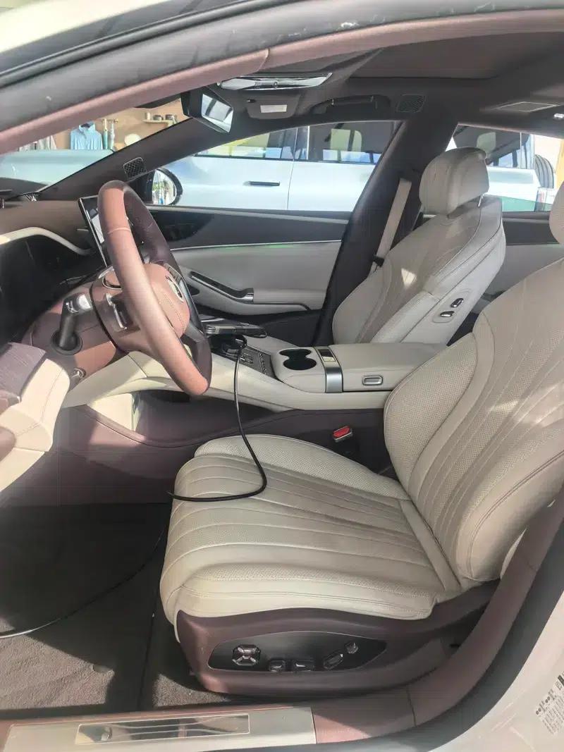Denza Z9GT DM 2024 1100 AWD Ultra Edition — миниатюра 8