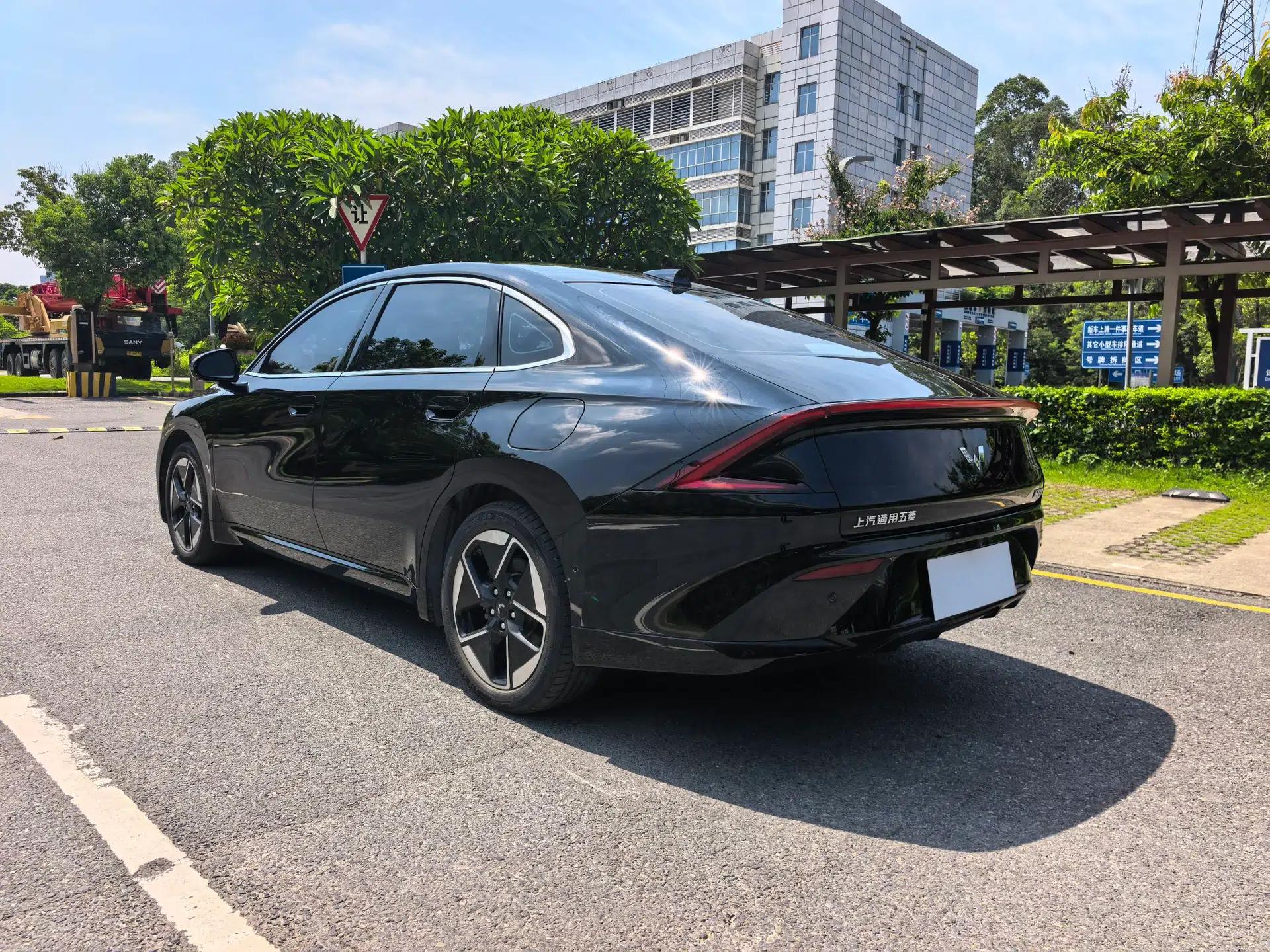 Wuling Xingguang 2025 610 km Smart Flagship Version — миниатюра 17