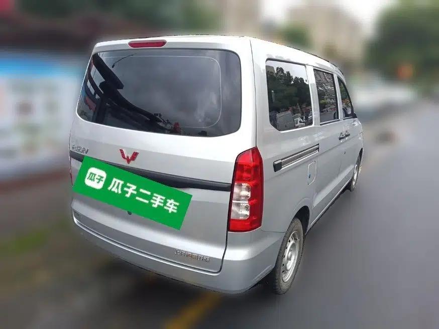 Wuling Hongguang V 2022 1.5L Jingqu Edition Electric-Assist LAR — миниатюра 6