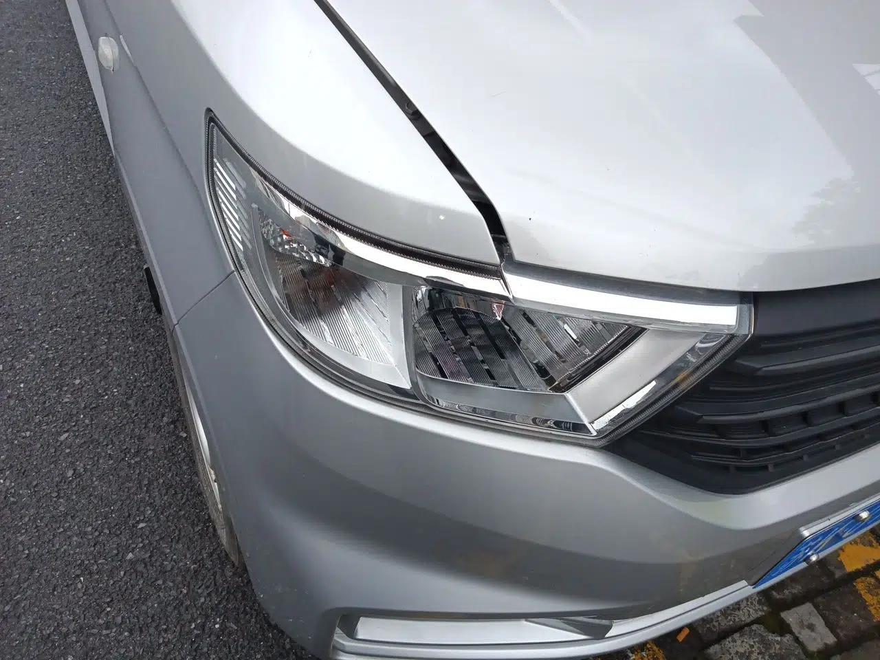 Wuling Hongguang V 2022 1.5L Jingqu Edition Electric-Assist LAR — миниатюра 7