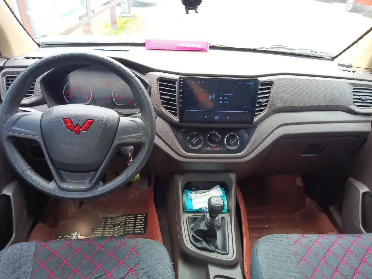 Wuling Hongguang V 2022 1.5L Jingqu Edition Electric-Assist LAR — миниатюра 9
