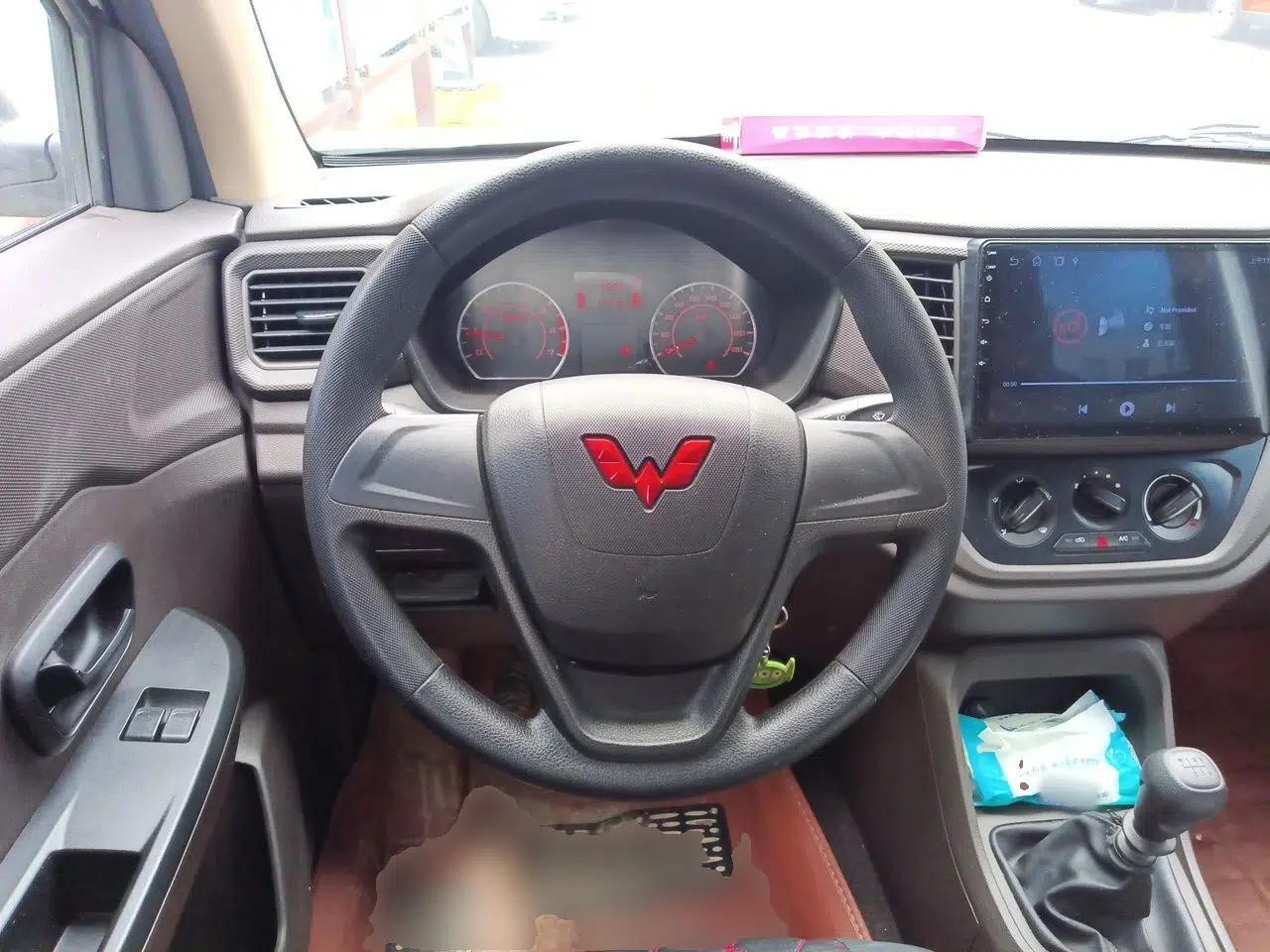 Wuling Hongguang V 2022 1.5L Jingqu Edition Electric-Assist LAR — миниатюра 10