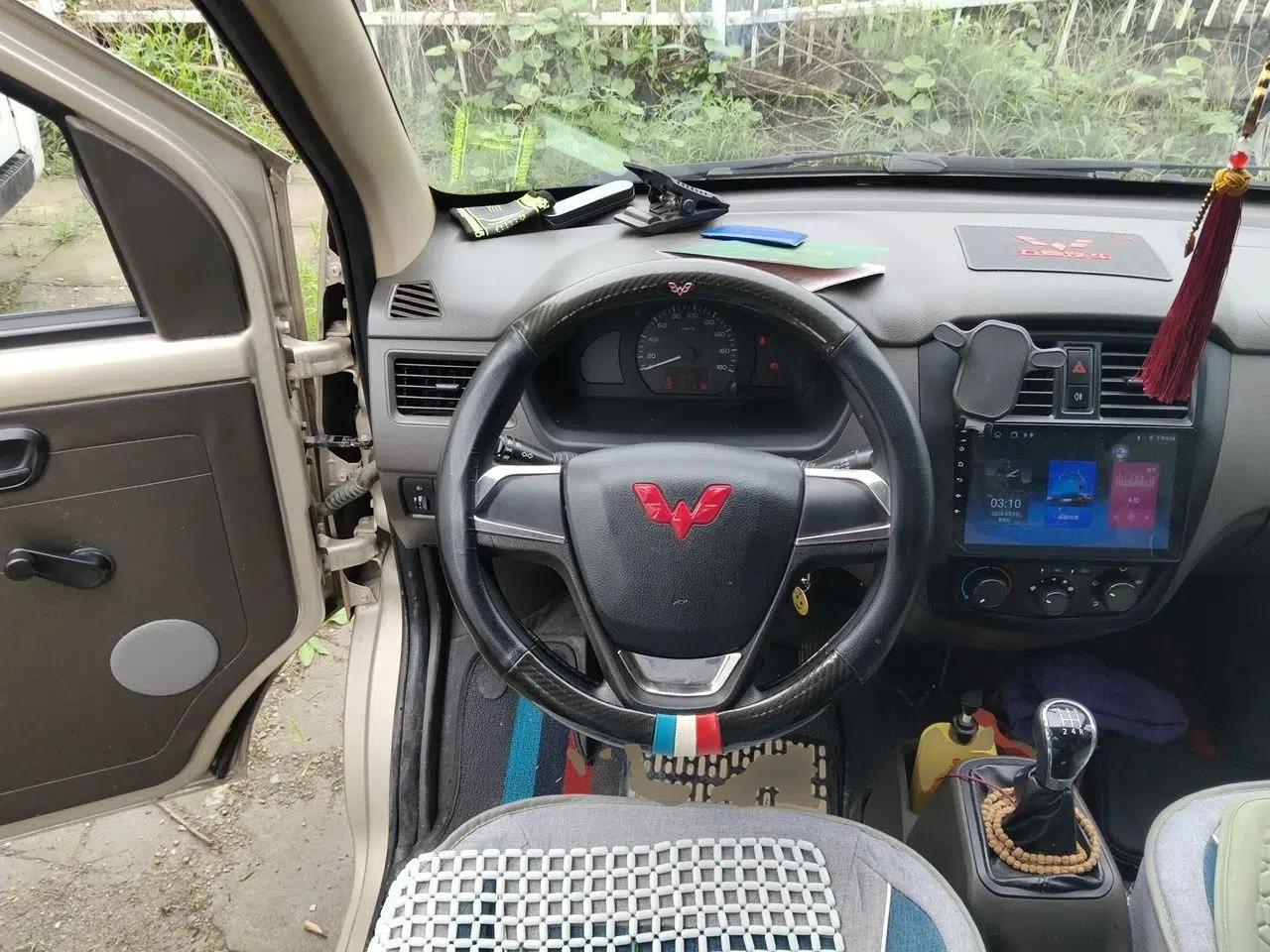 Wuling Rongguang Wuling Hongguang S closed-body van, 1.5-liter, 3+2 seats, manual transmission — миниатюра 10