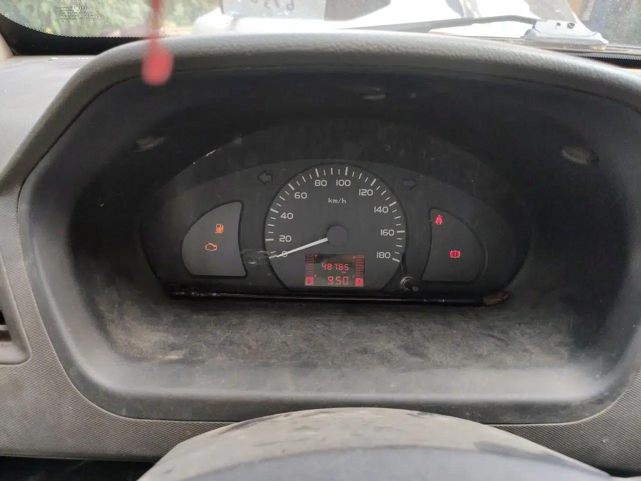 Wuling Rongguang 2019 1.2L S Base Model — миниатюра 11
