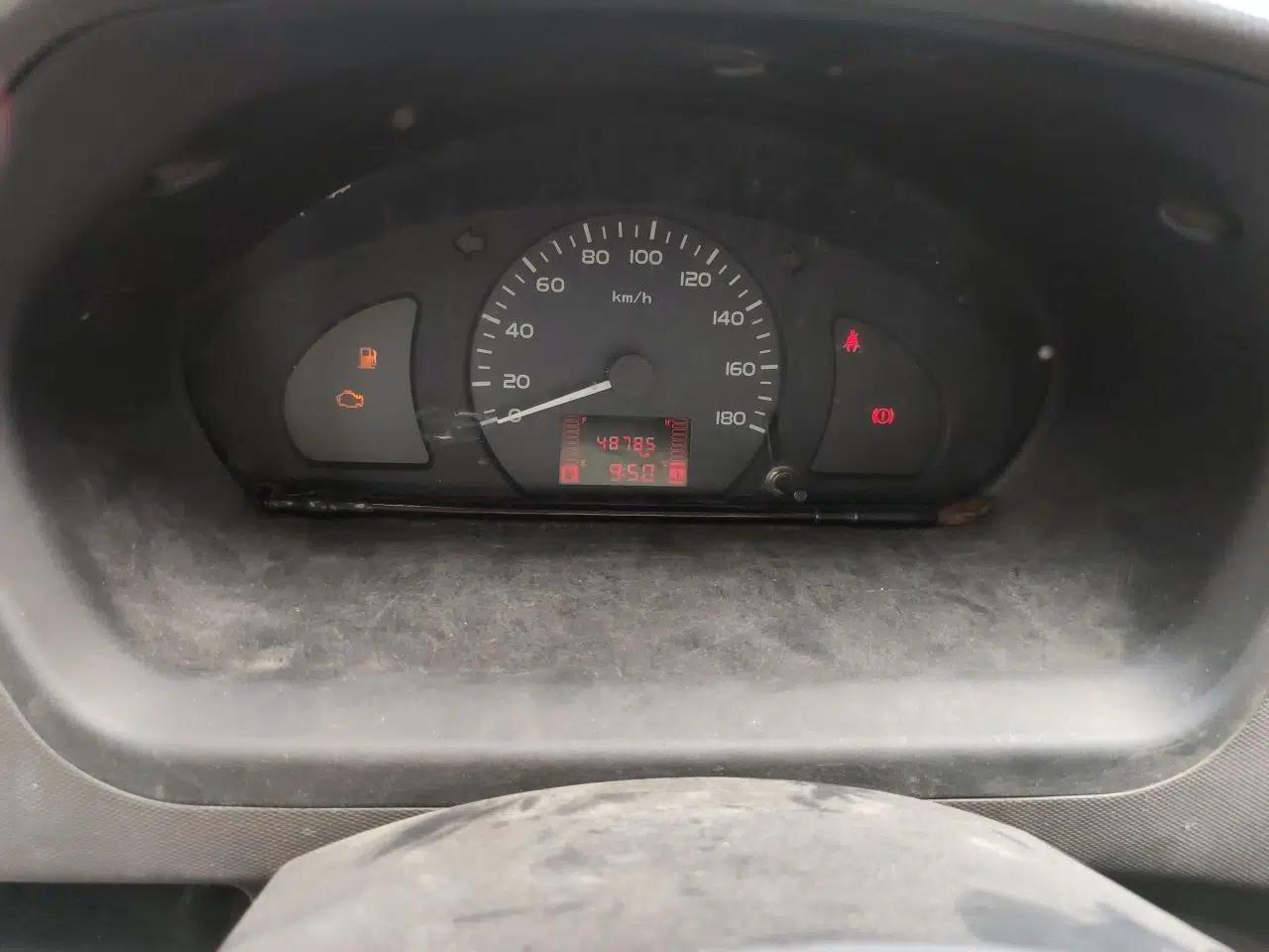 Wuling Rongguang 2019 1.2L S Base Model — миниатюра 12