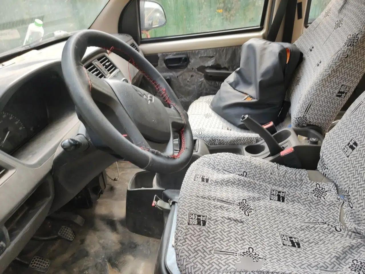 Wuling Rongguang 2019 1.2L S Base Model — миниатюра 15