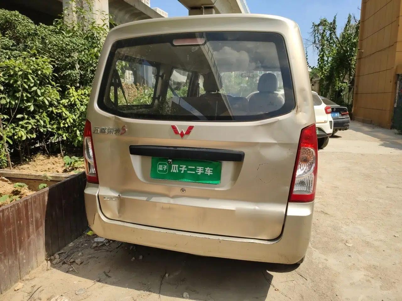 Wuling Rongguang 2019 1.2L S Base Model — миниатюра 5