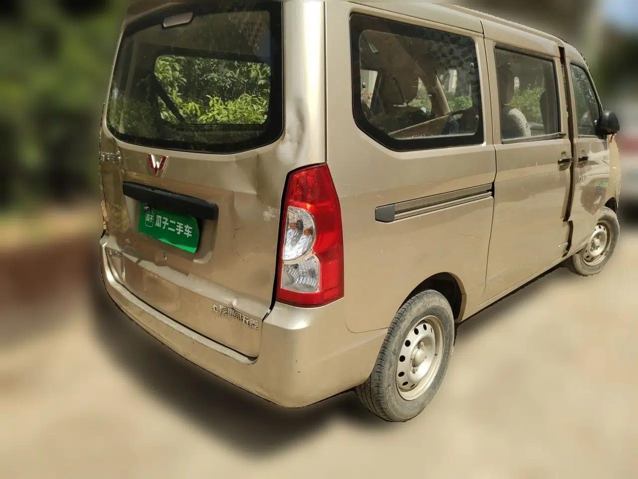 Wuling Rongguang 2019 1.2L S Base Model — миниатюра 6