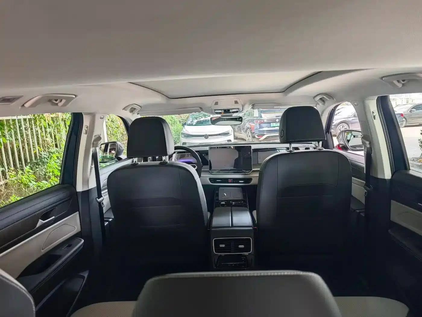 2026 Range Rover 450TSI AWD Supreme — миниатюра 6