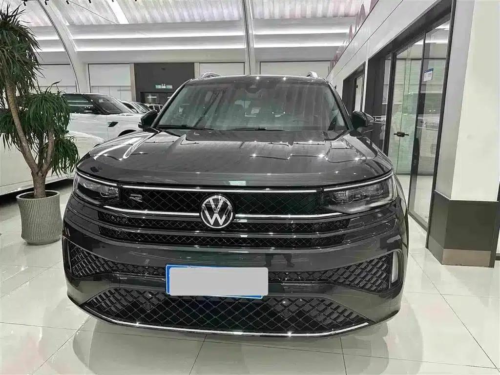 2024 Range Rover 380TSI AWD R-Line Cruiser — миниатюра 2