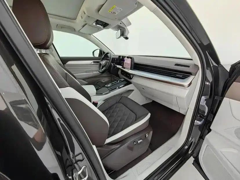 2023 Range Rover 380TSI AWD R-Line Cruiser — миниатюра 12