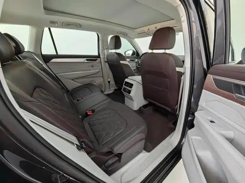 2023 Range Rover 380TSI AWD R-Line Cruiser — миниатюра 13