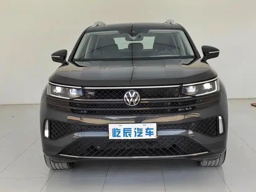 2023 Range Rover 380TSI AWD R-Line Cruiser — миниатюра 17