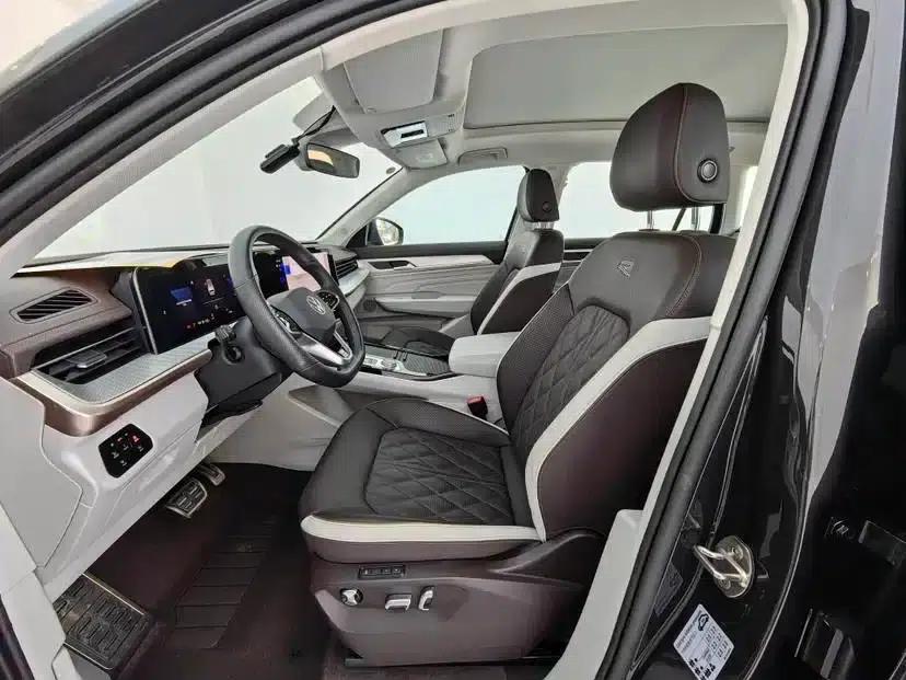 2023 Range Rover 380TSI AWD R-Line Cruiser — миниатюра 23