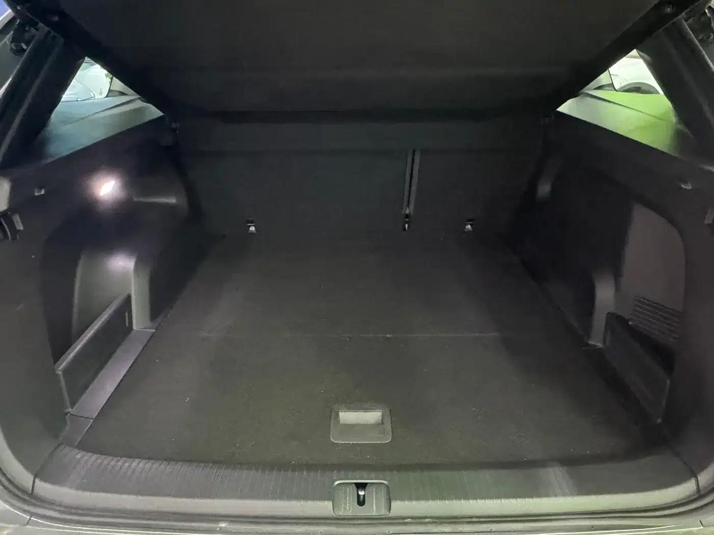 2026 Range Rover 450TSI AWD Flagship — миниатюра 9