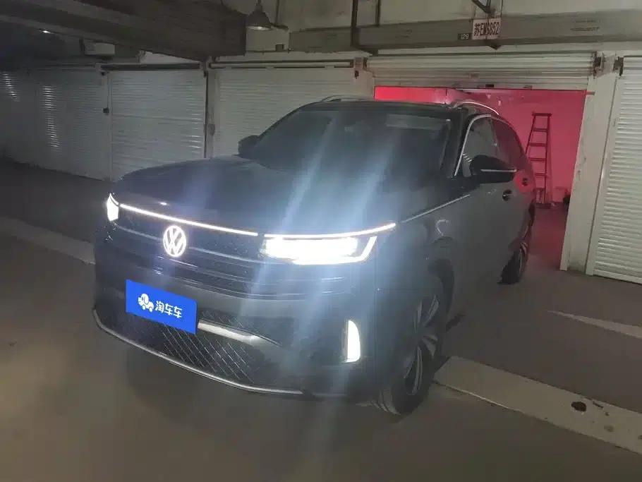 2024 Range Rover Facelift 380TSI AWD R-Line Cruiser - All-People Edition — миниатюра 1